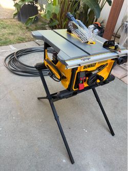 DWE7485 8 1/4” Dewalt Table Saw