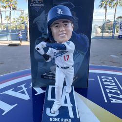 Dodgers Shohei Ohtani 50/50 Bobblehead 8/27 