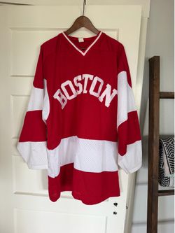 Boston University Adult Large Hockey Jersey
