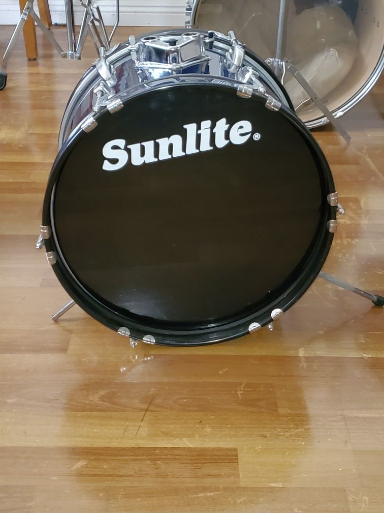 Sunlite drums for the little one