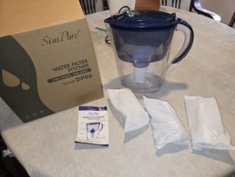 New 10 cup Pitch water filter/ 4 filters included ( open to clean and for pictures).
Color: Blue, kitchen,  save water/https://offerup.com/redirect/?o