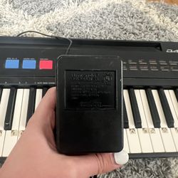 Yamaha PSR-7 Keyboard 