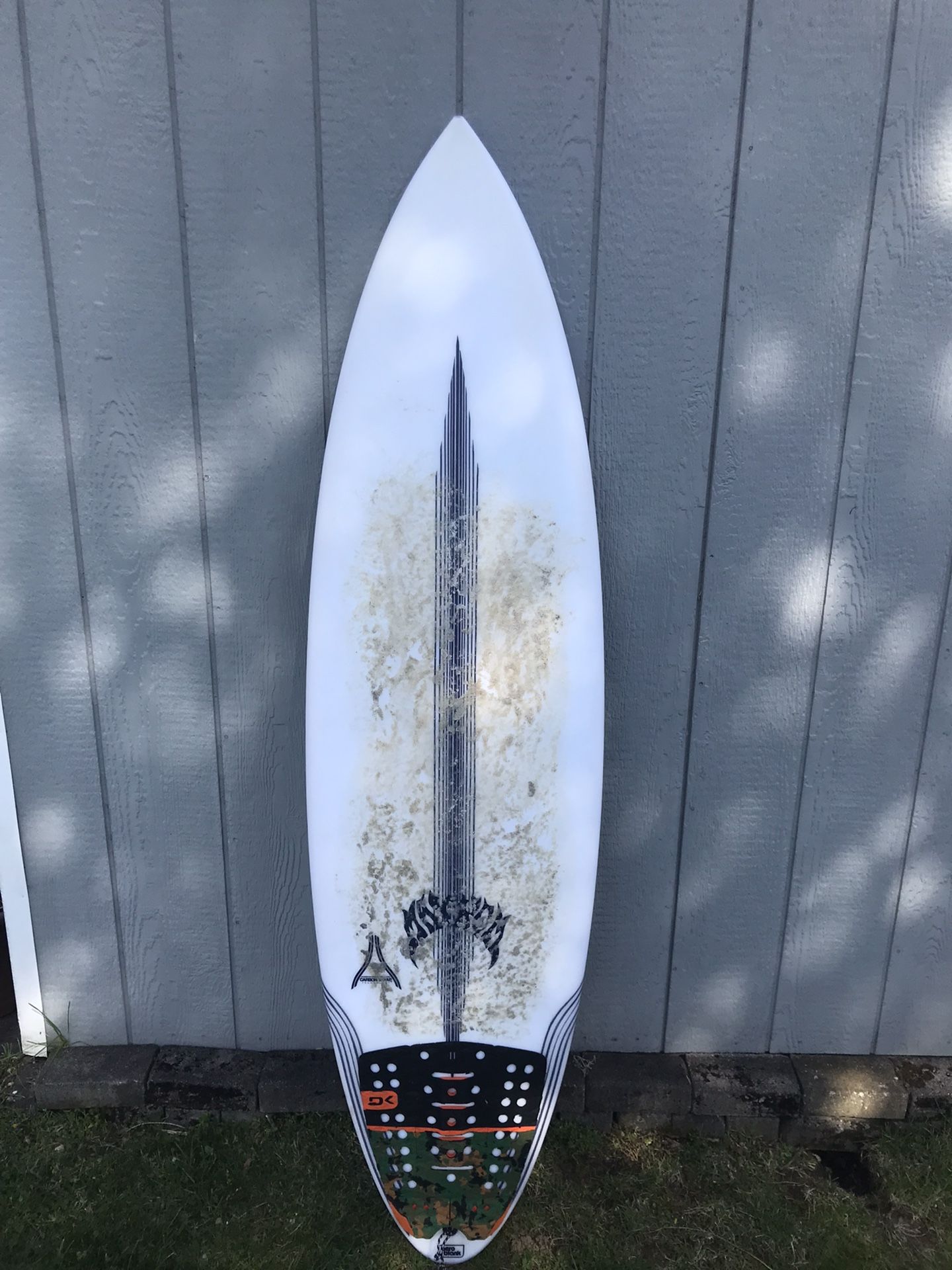5’9” Lost Surfboard 