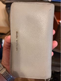 Michael Kors wallet