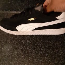 Puma Mens 10.5 Great Condition 