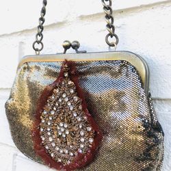 EXPRESS Metallic Silver Embellished Kisslock Chain Glam Clutch Shoulder HandBag