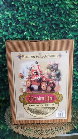 Grandeur Noel Porcelain Santa Claus On Wheel Antique Car Collector Edition 2003