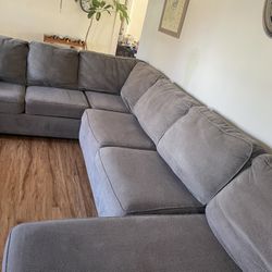 Corner Sectional Sofa with chaise