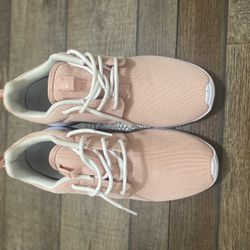 Woman’s NIKE (9)