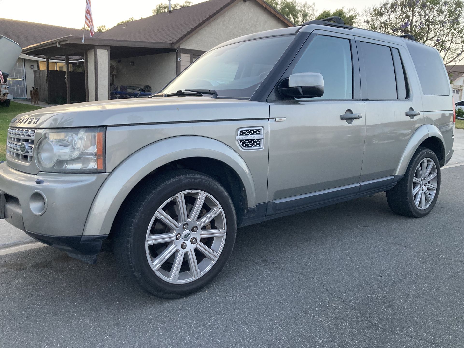 2012 Land Rover LR4