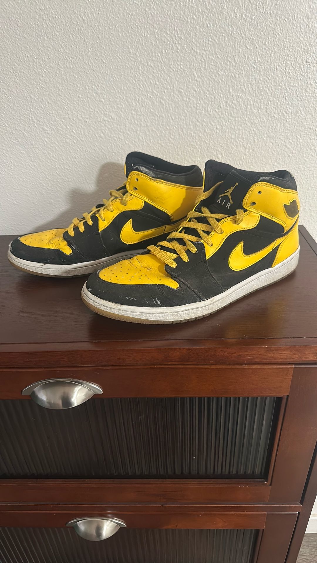 Air Jordan Retro 1’s Size 13