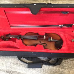 1/2 size H. Luger Stradivarius model violin