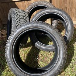 Venom Power Terra Hunter X/T 35X13.50R24LT (Load E)