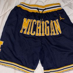 Michigan Wolverines basketball Shorts
