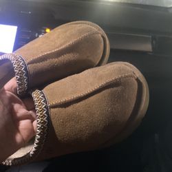 Brown Ugg’s 