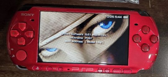 PSP 3000 Vibrant Red Bundle