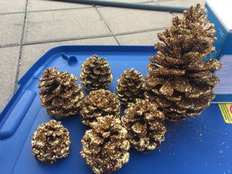 Christmas decorations glitter pine cone