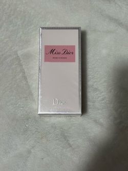 Miss Dior Rose in Roses