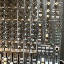 Mackie Mixer /studio Powered Spkrs/ Digital Effects. All In Good Condition.