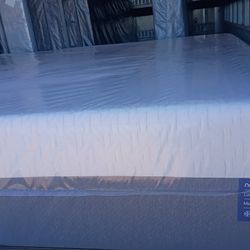 Brand New King Size Memory Foam Mattress Included Box Spring Free Delivery 