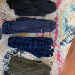 Boys Fleece Pants Size 4 Three For $6