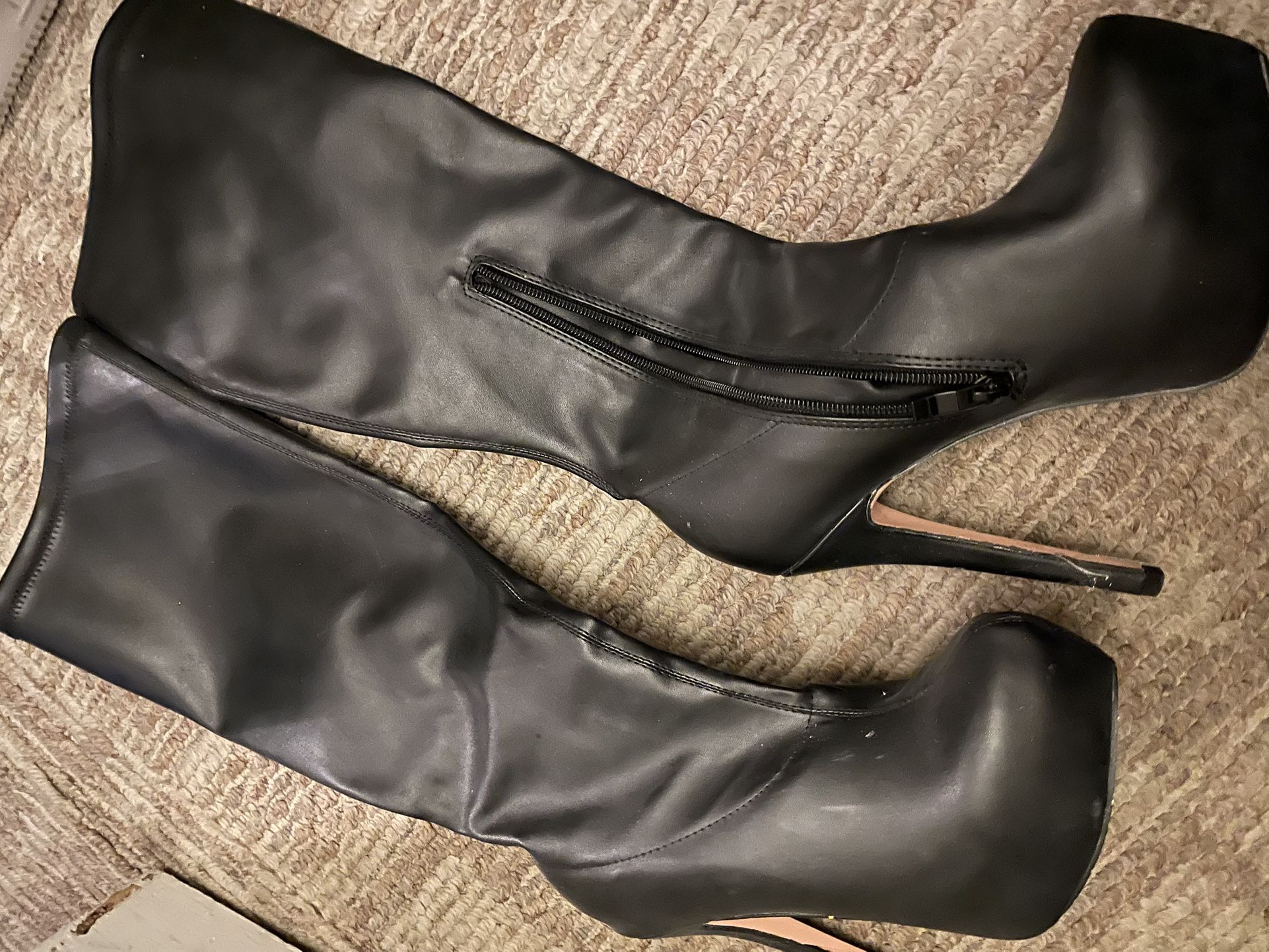 Women’s Leather Heels Boot