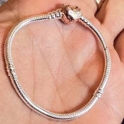 Pandora Heart Shaped Silver Bracelet With Diamonds 