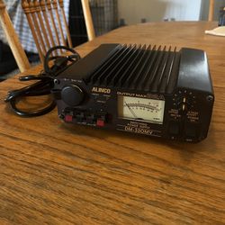 Like New Alinco 32A Max Switching Power Supply DM-330MVT 