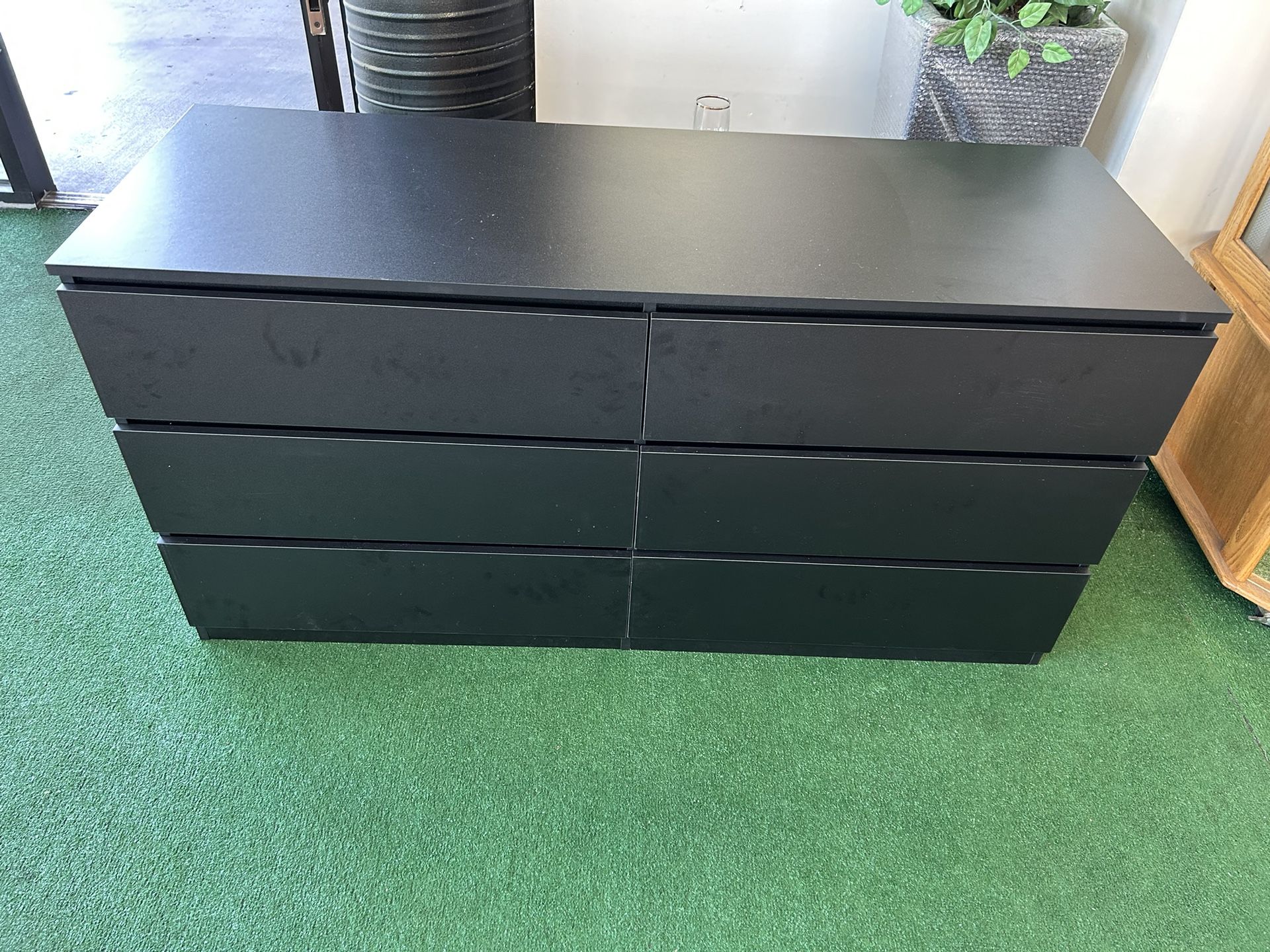 New Furniture And Antique Liquidation 