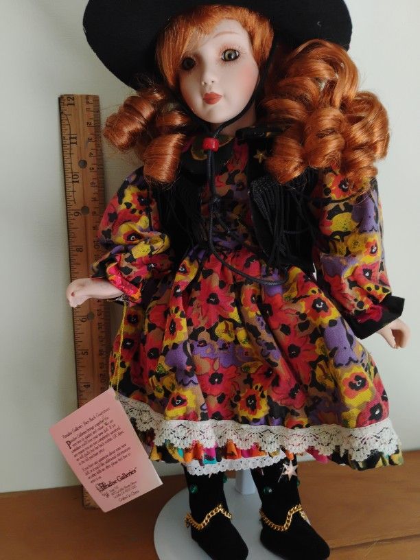 COWGIRL PORCELAIN DOLL