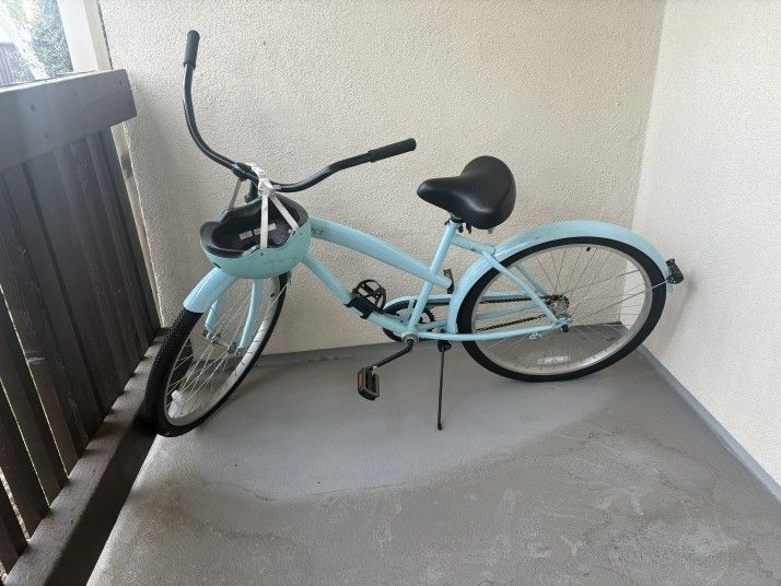 Women's Beach Cruiser Bike