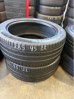 285/45r22 Two Continental Tires In Great Shape
