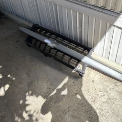 99-02 Chevy Silverado 1500 grill