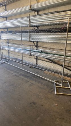 chain link temp panels 6’x12’new