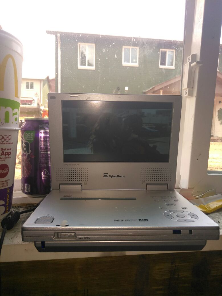 Cyberhome portable DVD player