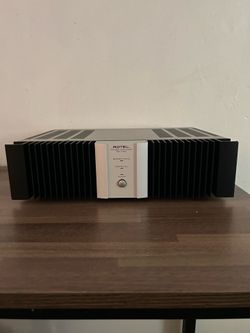 Rotel RB-1070