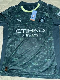 Manchester City fourth kit