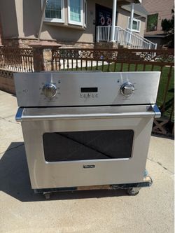 Viking Professional 30” Stainless Steel Built-In Electric Wall Oven