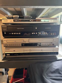 DVD / VCR Combo Players
