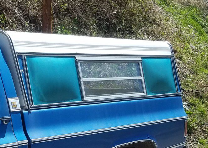 Photo Chevy Truck Cap Camper 8 Bed Aluminium