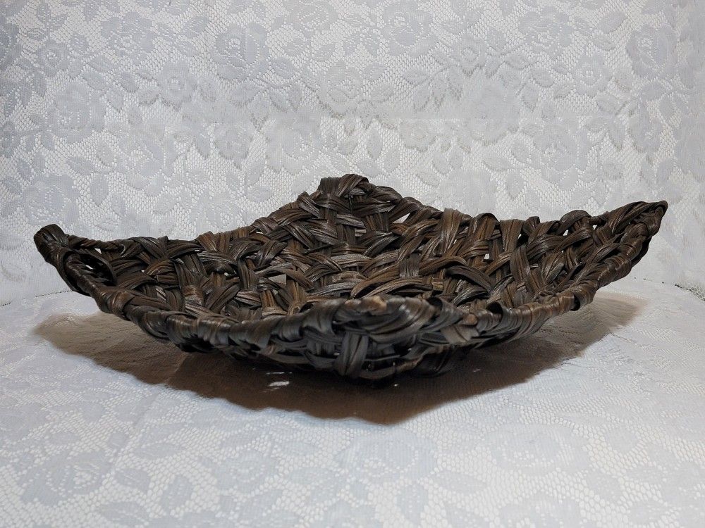 RARE Vintage MCM Brown Black Handmade Square Basket Woven Home Decor Tray 15"x15