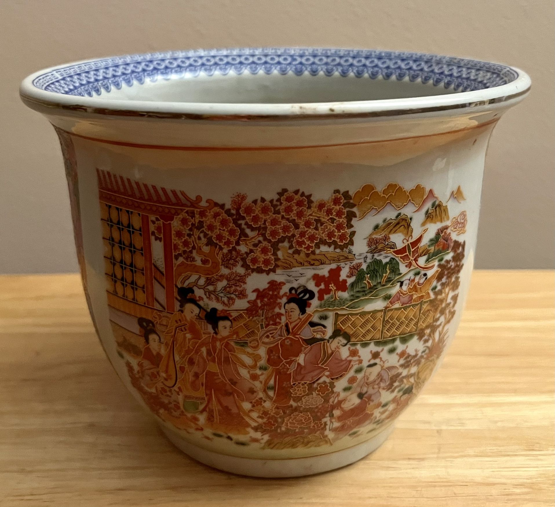 Ceramic Flower Pot    $10