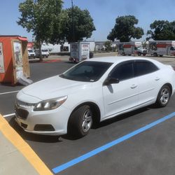 2014 Chevy Malibu 160k 3700$