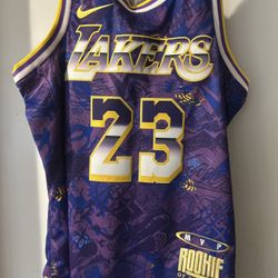 LeBron Lakers MVP Jersey Sz M