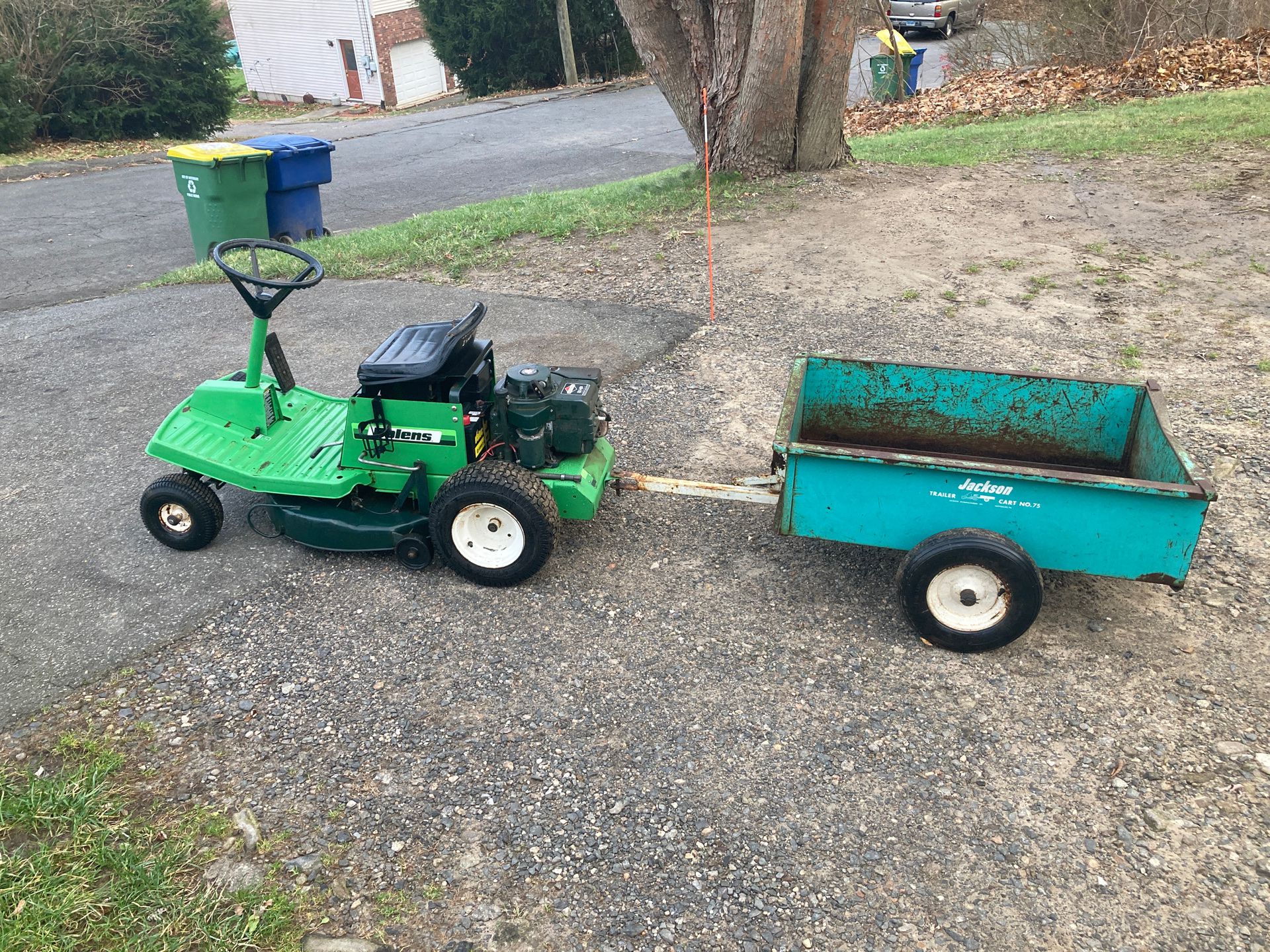 Bolens garden tractor and trailer