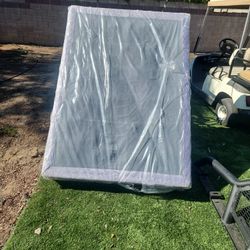 Hi I'm Saling A Full Sice Box Sprin ND Good Condition 