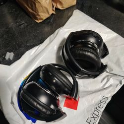 Wireless Headphones For GM SUVs