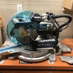 Makita 12 Inch Sliding Compound Miter Saw 