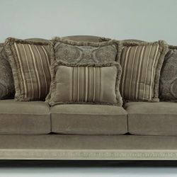 Ashley Ashley Furniture Parkington Bay - Platinum Loveseat and sofa