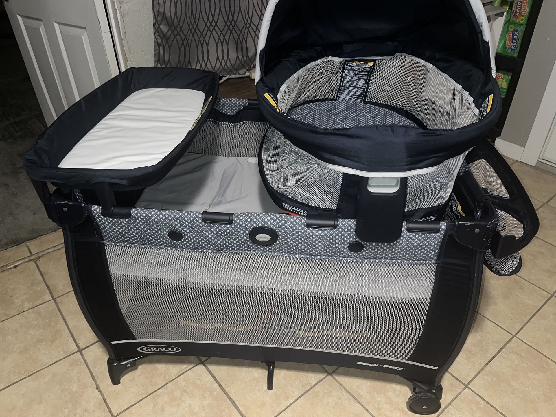 Graco Pack And play